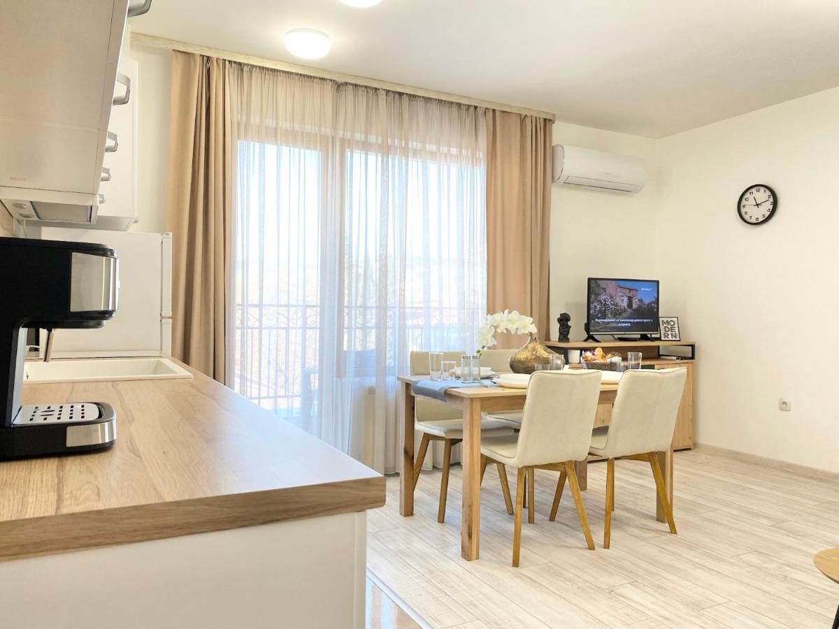 Central Apartment For 4 Guests Next To State Opera Стара Загора Екстериор снимка